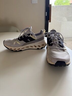 OnCloud Hiking Shoes